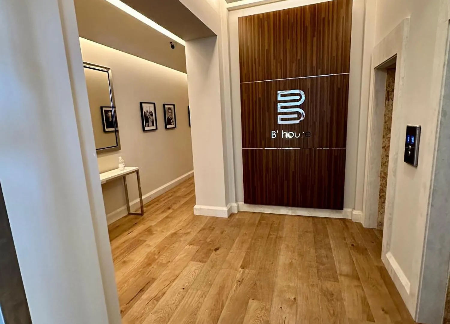 Casa Della Borsa - Appartamento A Milano 0*,  İtalya